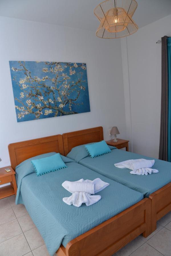 Sunny Rooms Hersonissos  Bagian luar foto